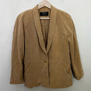 Dana Buchman • Tan Silk Blazer